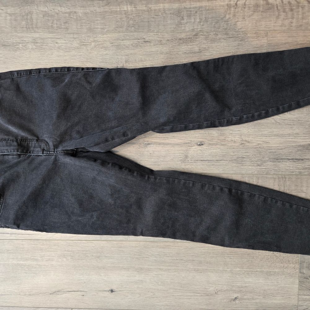 Lucky Brand Unifit Black Distressed Denim Jeans
